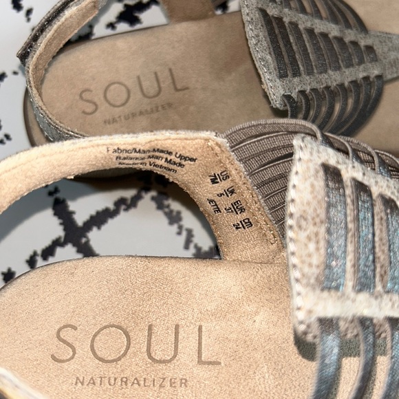 SOUL NATURALIZER Strappy Slingback Sandals - US Size 7 M - EUC - Picture 7 of 9